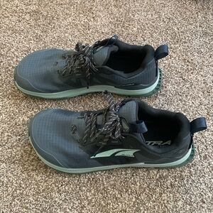 Altra Lone Peak 8 Shoes